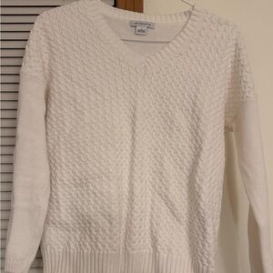 Liz Claiborne Women's White Cable V-Neck Sweater